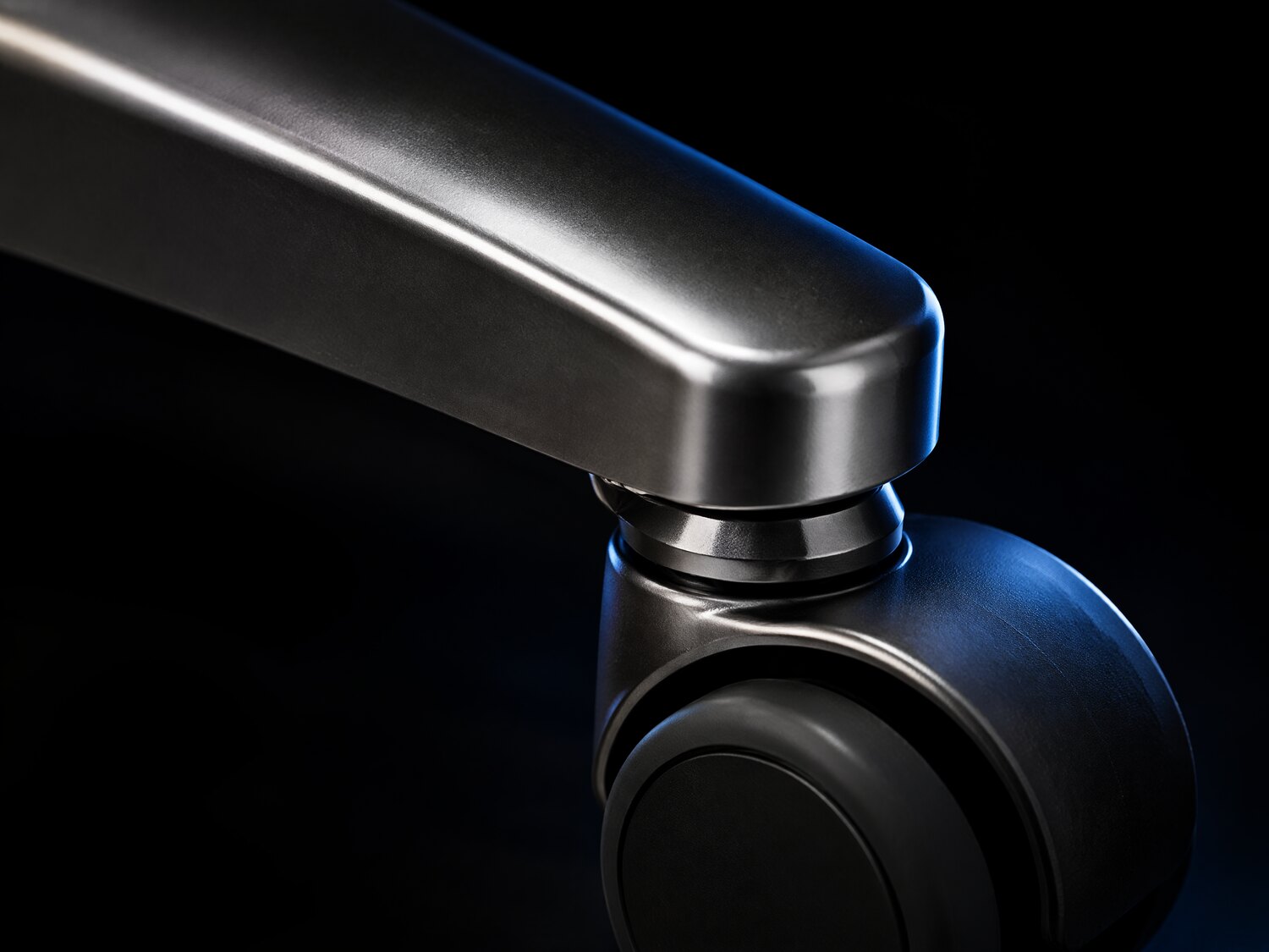 Die-cast aluminium